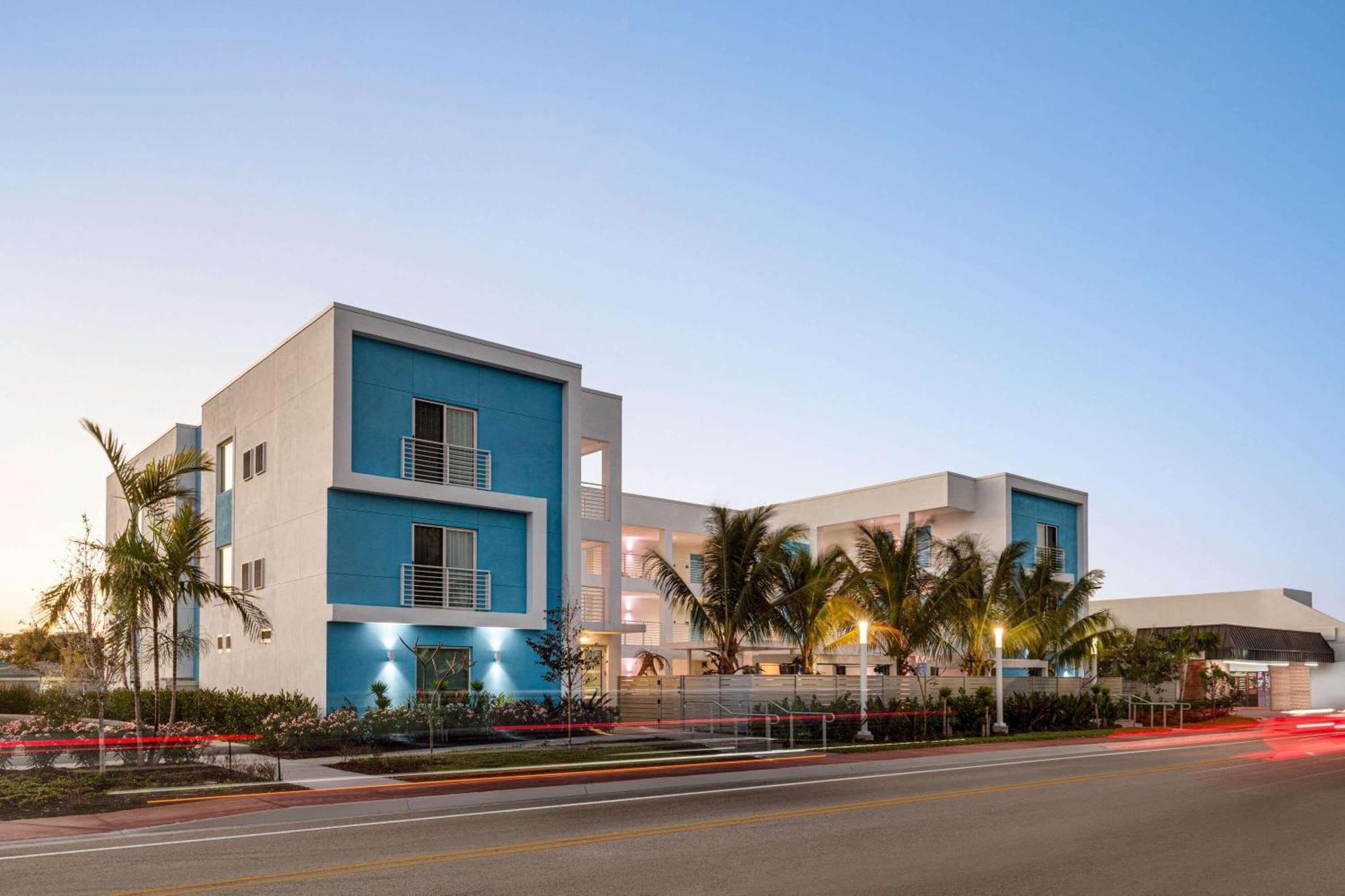 Sea Glass Beach Place, Trademark Collection By Wyndham Lauderdale-by-the-Sea Bagian luar foto